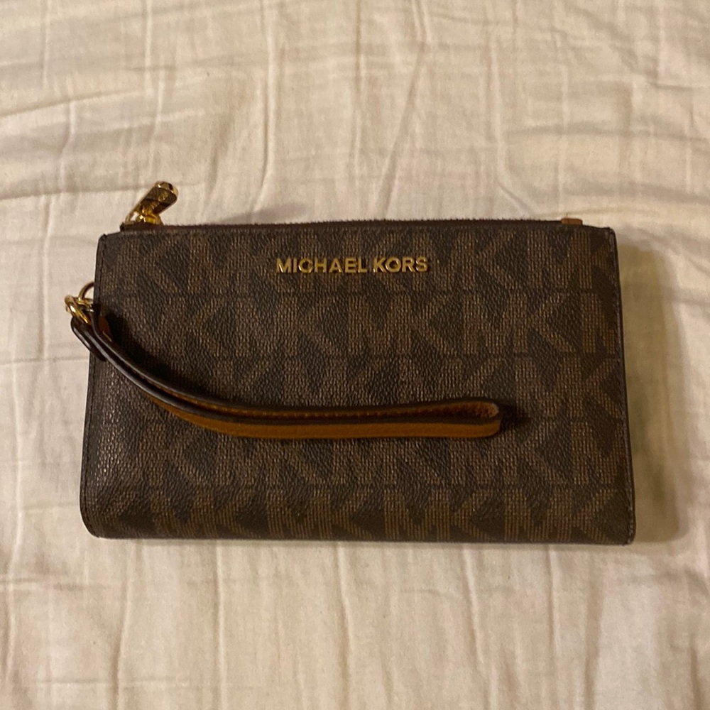 Michael Kors Adele leather smart phone wallet